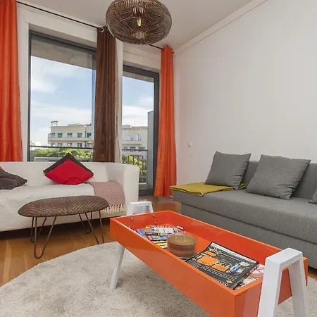 Apartment Cosy With Pool And Garage